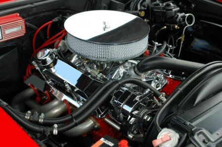 gereinigter Automotor gereinigter Automotor